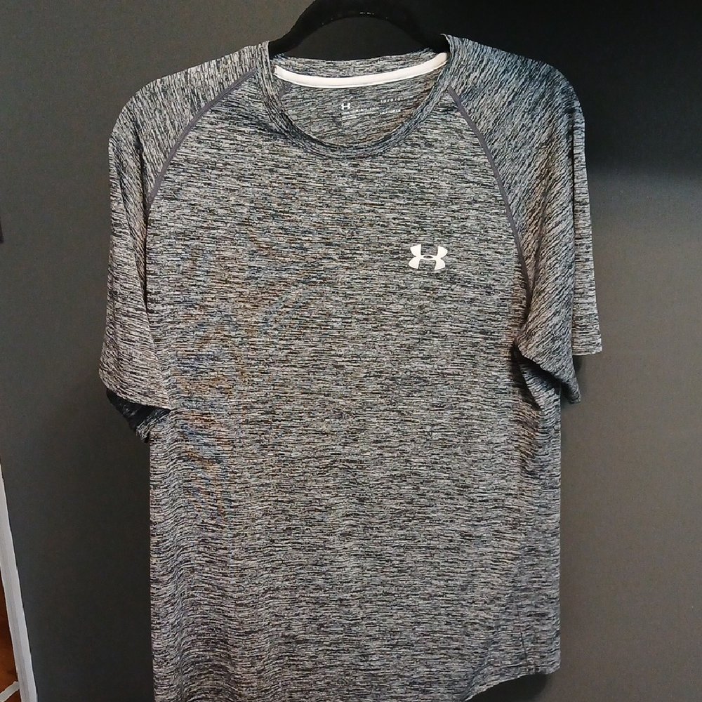 Under Armour Gray Short Sleeve Performance Tee